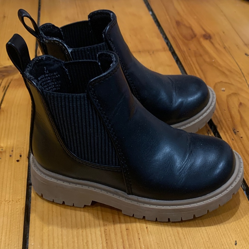 Old Navy Black Kids Chelsea Boots